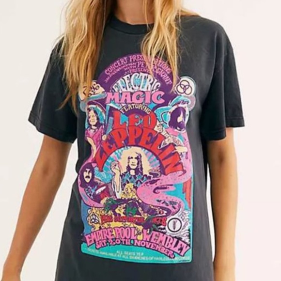 Black Led Zeppelin Concert Graphic Tee - Picture 4 of 4